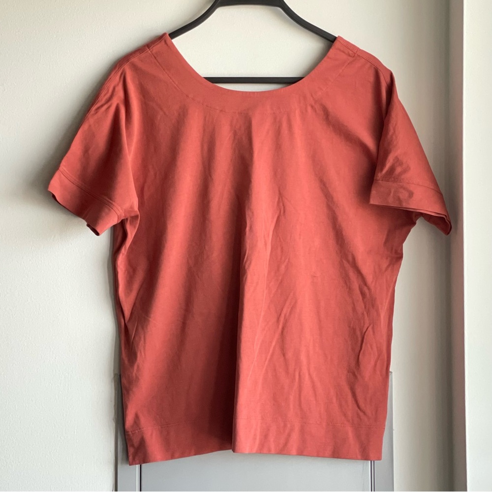 KIT AND ACE Rust Orange Tee